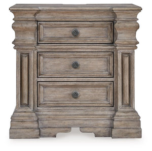 Blairhurst - Three Drawer Night Stand - Light Grayish Brown - R&R Furniture Gallery (Fountain Valley, CA)