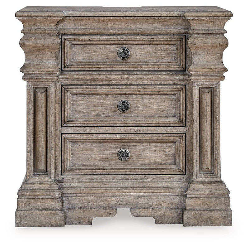 Blairhurst - Three Drawer Night Stand - Light Grayish Brown - R&R Furniture Gallery (Fountain Valley, CA)