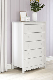 Hallityn - Five Drawer Chest - White - R&R Furniture Gallery (Fountain Valley, CA)