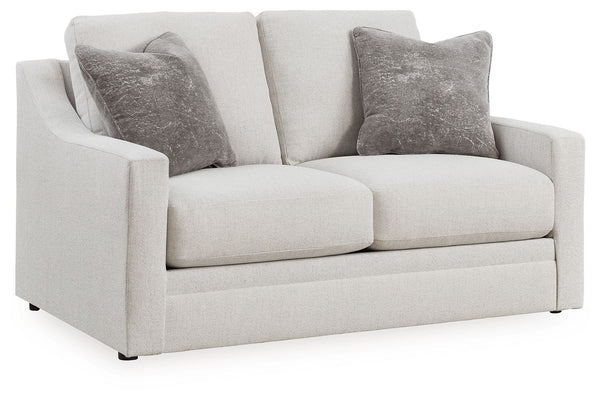 Maitelynn - Loveseat - Chalk