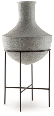 Estonbank - Vase - R&R Furniture Gallery (Fountain Valley, CA)