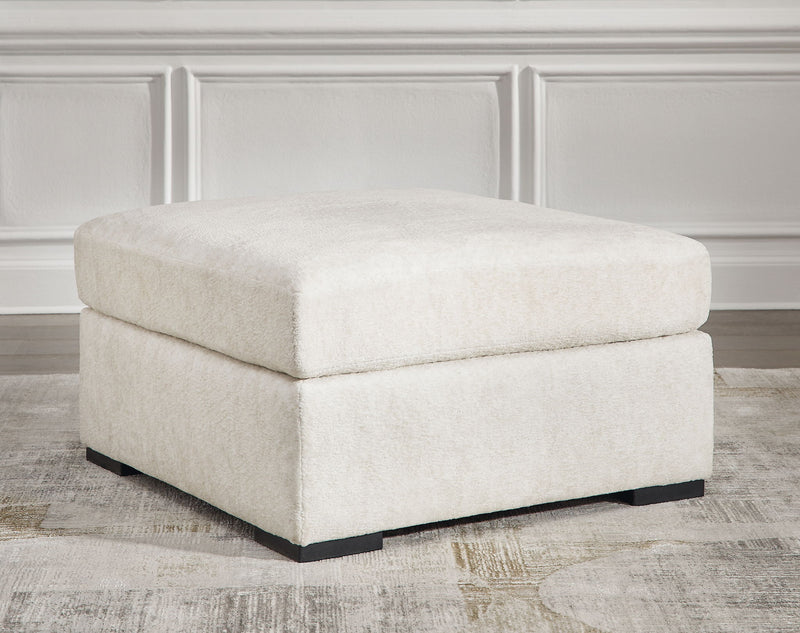 Chessington - Oversized Accent Ottoman - Ivory - R&R Furniture Gallery (Fountain Valley, CA)