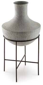 Estonbank - Vase - R&R Furniture Gallery (Fountain Valley, CA)