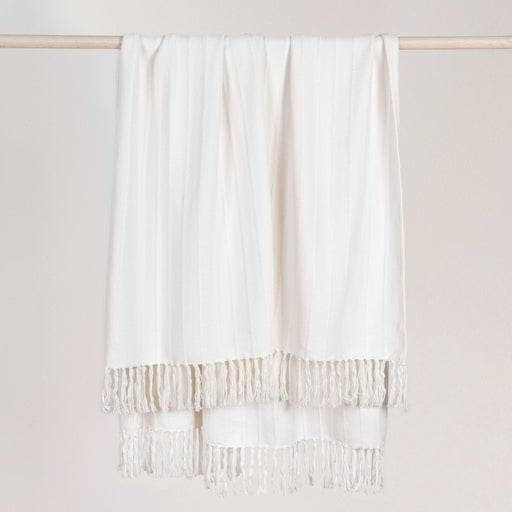 Throws - TC Hunter Throw - R&R Furniture Gallery (Fountain Valley, CA)