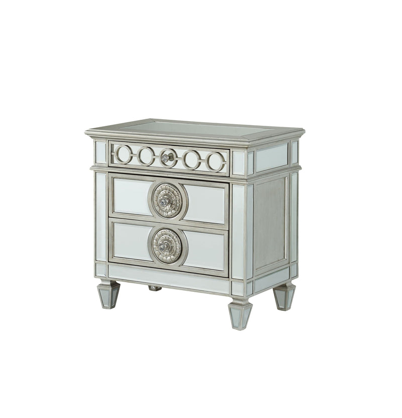 Varian - Mirrored Nightstand - Silver