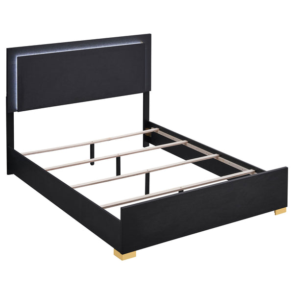 Bedroom Set With Accents