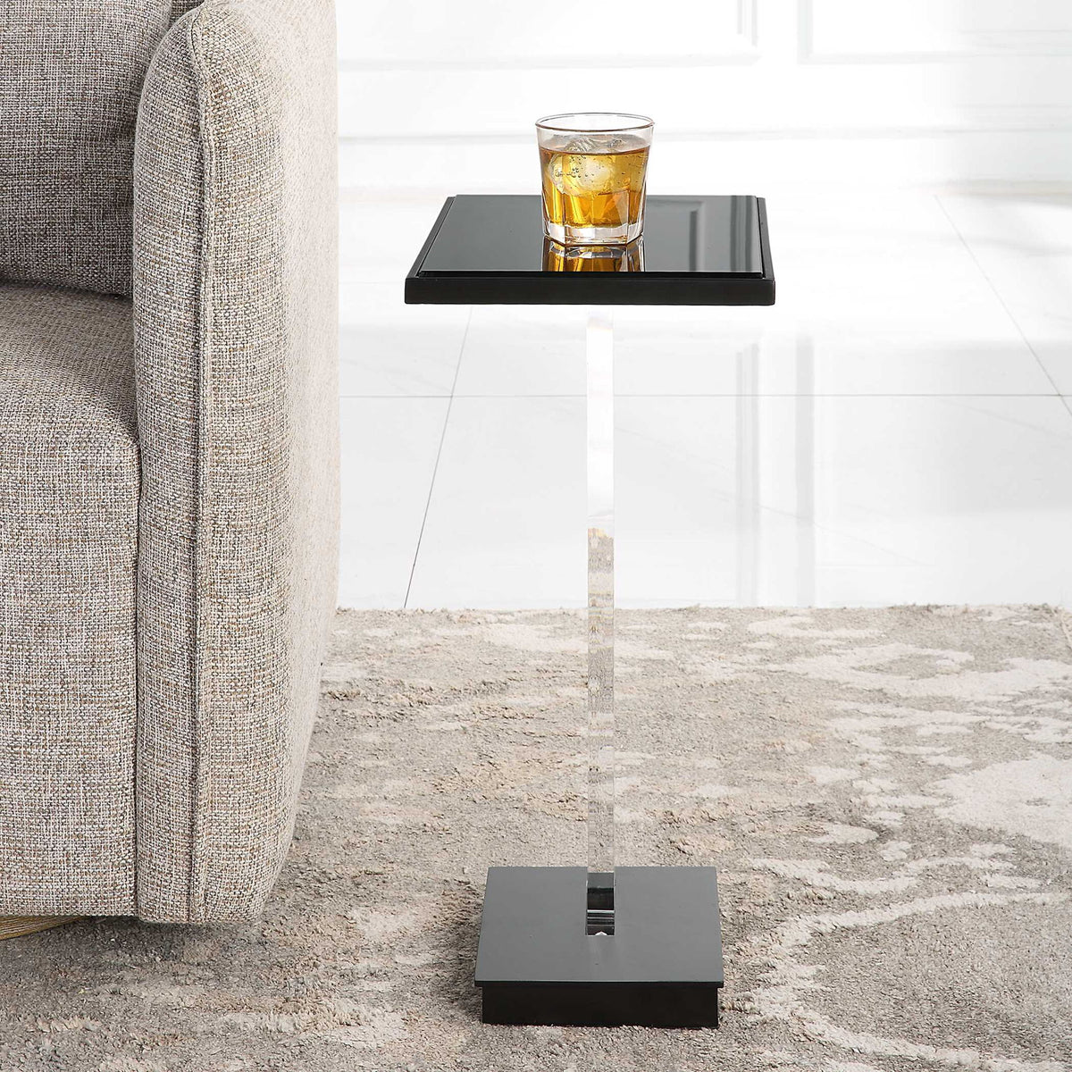 Angle - Contemporary Accent Table - Black