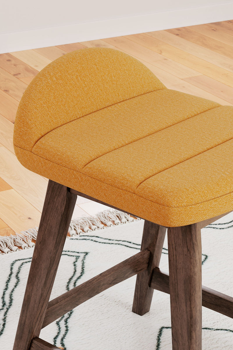 Lyncott - Upholstered Barstool (Set of 2) - R&R Furniture Gallery (Fountain Valley, CA)