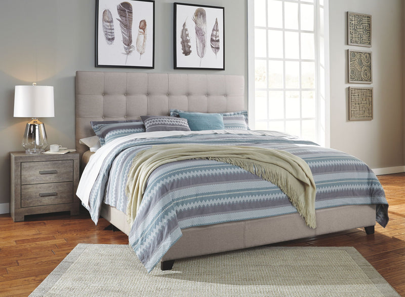 Dolante - Upholstered Bed - R&R Furniture Gallery (Fountain Valley, CA)
