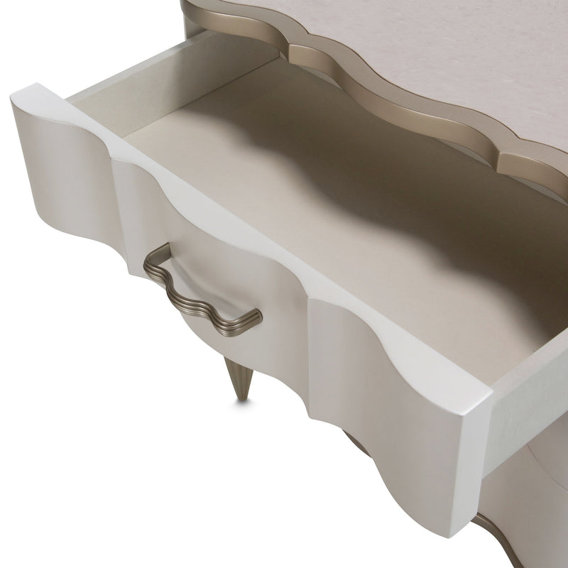 London Place - Nightstand - Creamy Pearl - R&R Furniture Gallery (Fountain Valley, CA)