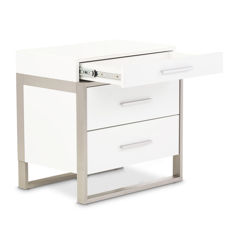 Marquee - Nightstand - Cloud White - R&R Furniture Gallery (Fountain Valley, CA)