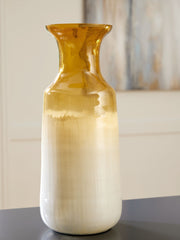 Wynburg - Vase - R&R Furniture Gallery (Fountain Valley, CA)