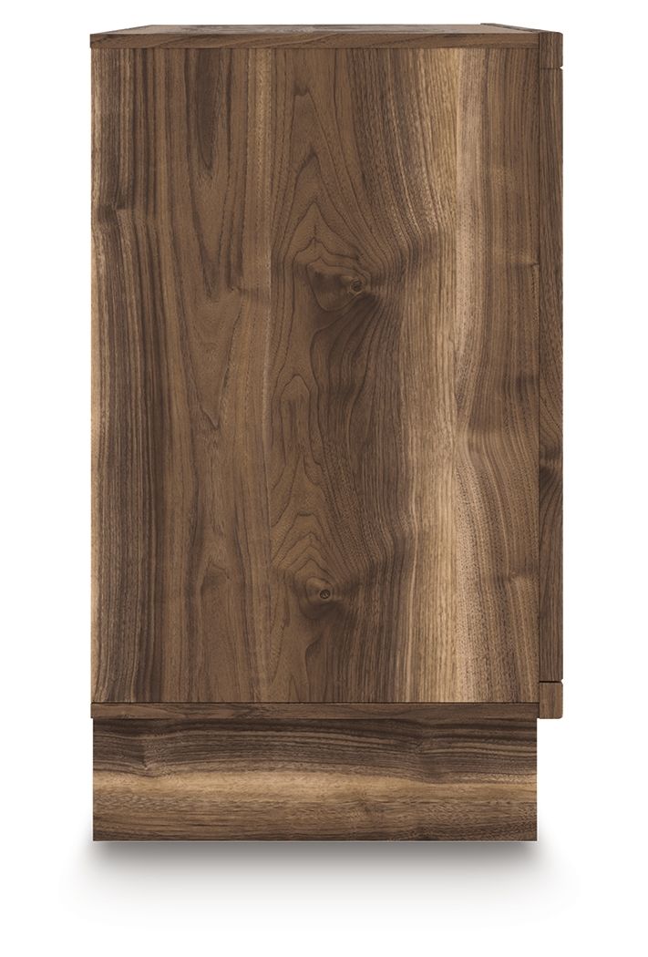 Chirason - Six Drawer Dresser - Brown - R&R Furniture Gallery (Fountain Valley, CA)