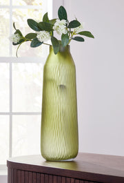 Scottyard - Vase - R&R Furniture Gallery (Fountain Valley, CA)