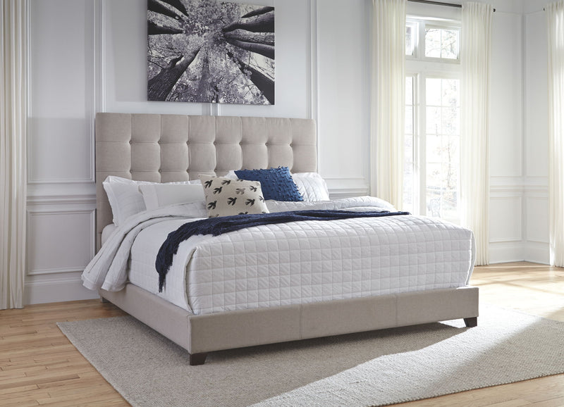 Dolante - Upholstered Bed - R&R Furniture Gallery (Fountain Valley, CA)