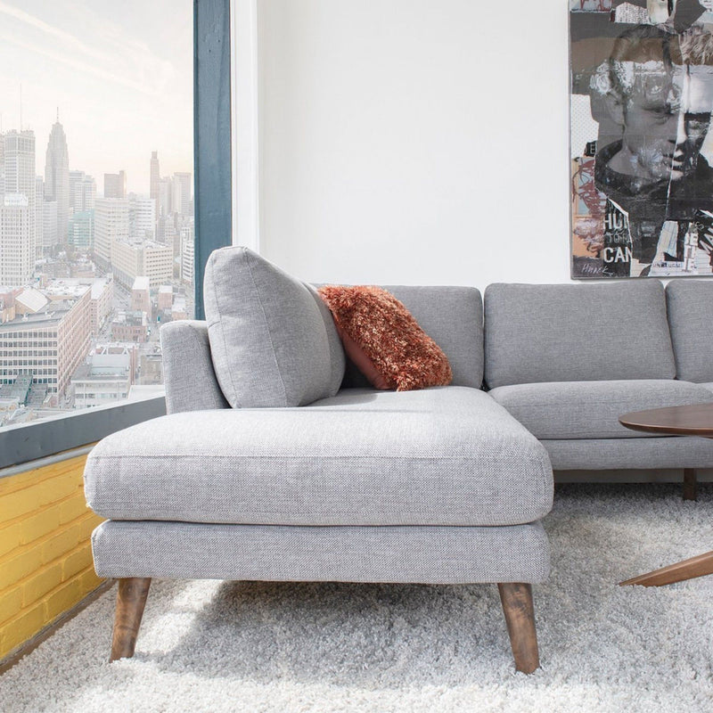 Benson - Sectional Sofa With Chaise - R&R Furniture Gallery (Fountain Valley, CA)