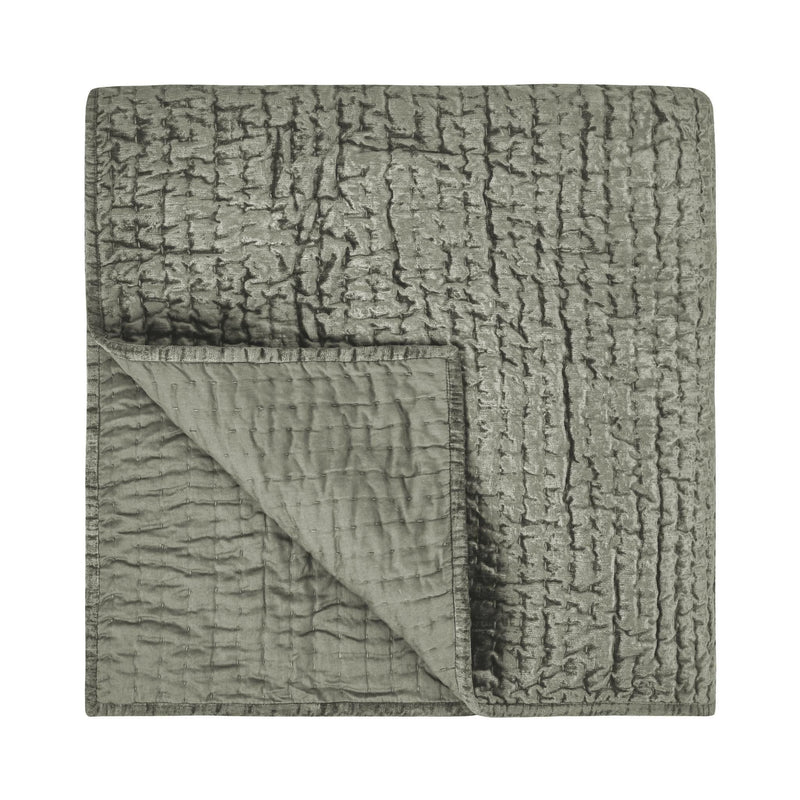 Bari - Velvet Quilt Set