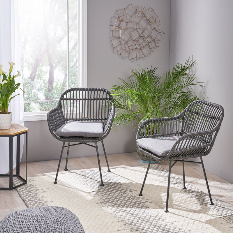 Outdoor Rattan Accent Chair With Metal Legs - R&R Furniture Gallery (Fountain Valley, CA)