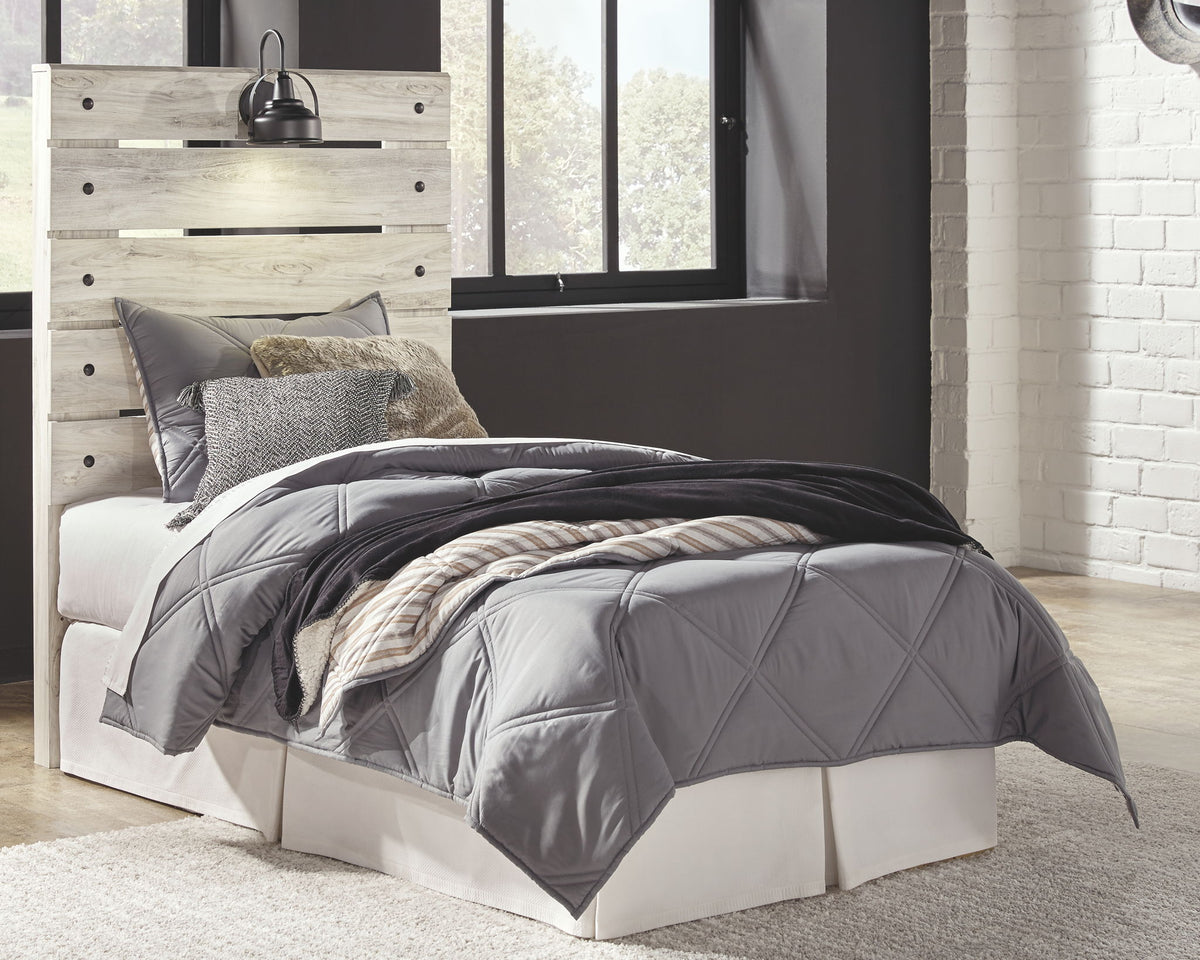 Cambeck - Panel Headboard - R&R Furniture Gallery (Fountain Valley, CA)