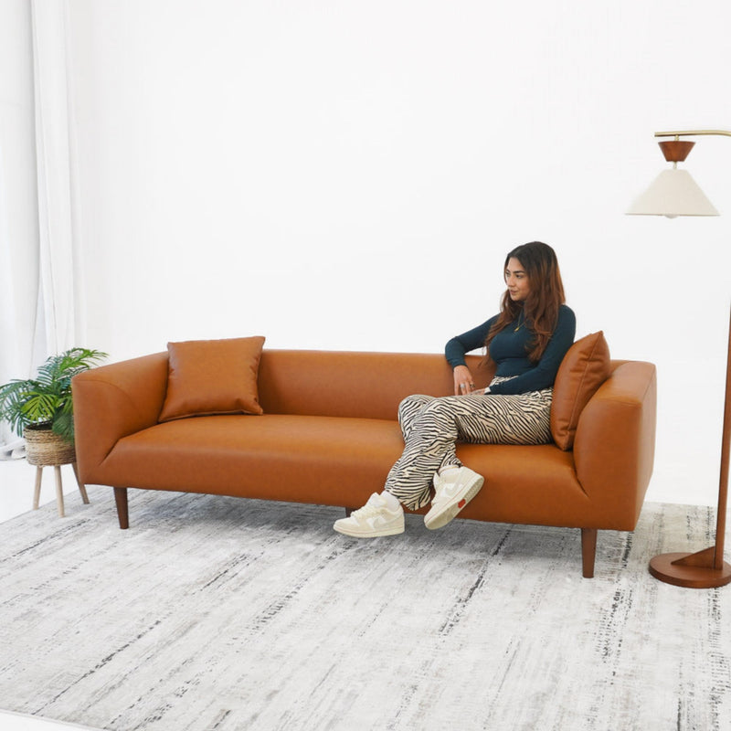 Elwood - Sofa - Cognac - R&R Furniture Gallery (Fountain Valley, CA)