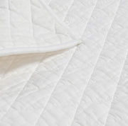 Lana And Vintage Lana - Quilt - R&R Furniture Gallery (Fountain Valley, CA)