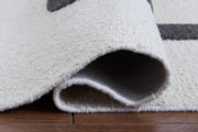 Davismour - Rug - R&R Furniture Gallery (Fountain Valley, CA)