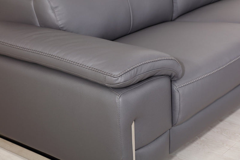 636 - Sofa - R&R Furniture Gallery (Fountain Valley, CA)
