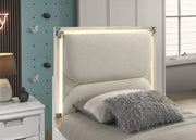 Lareina Bedroom Set - R&R Furniture Gallery (Fountain Valley, CA)